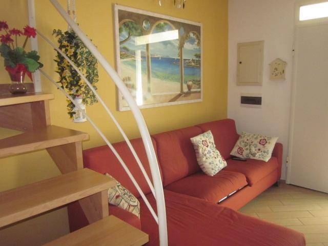 casa indipendente in vendita a Viareggio in zona Centro Storico