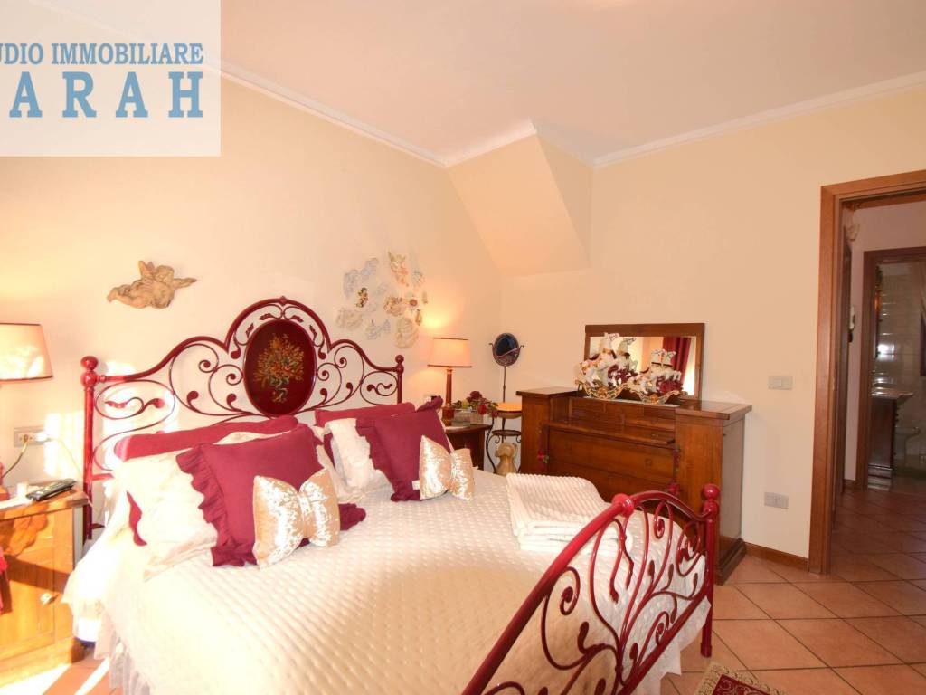 casa indipendente in vendita a Viareggio in zona Campo d'Aviazione