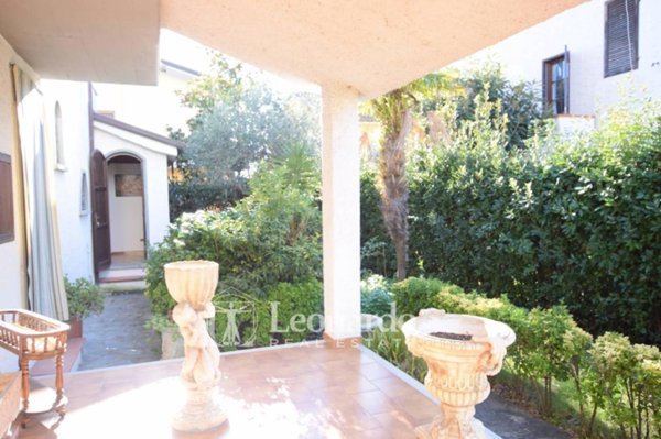 casa indipendente in vendita a Viareggio in zona Torre del Lago