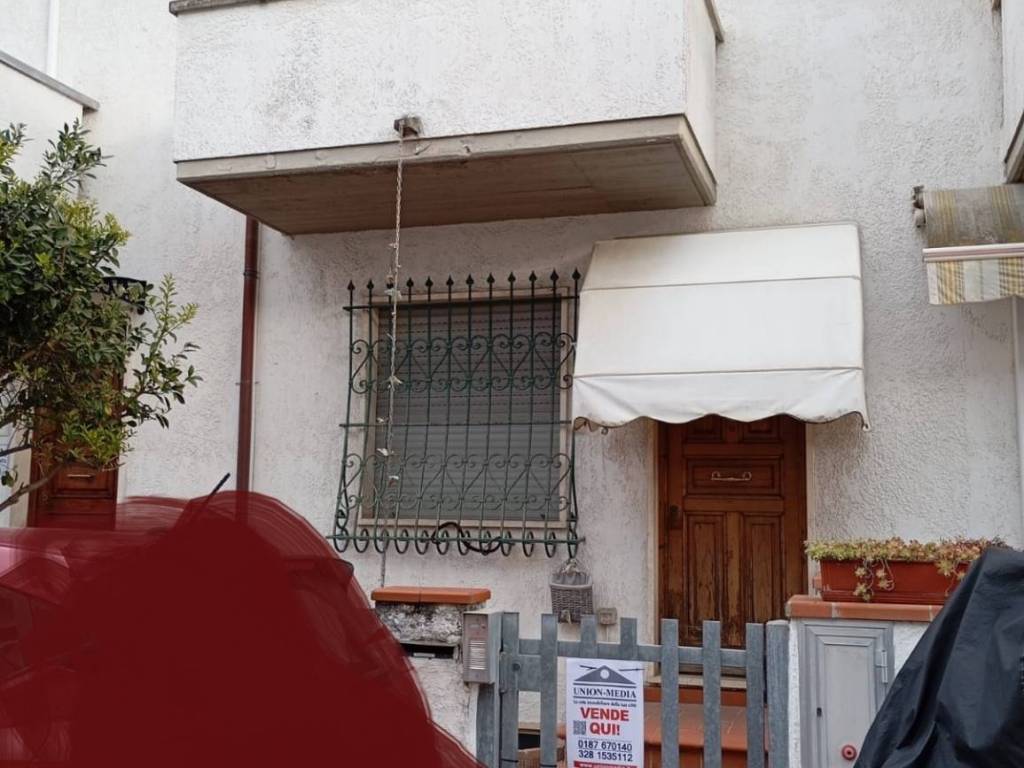 casa indipendente in vendita a Viareggio in zona Centro Storico