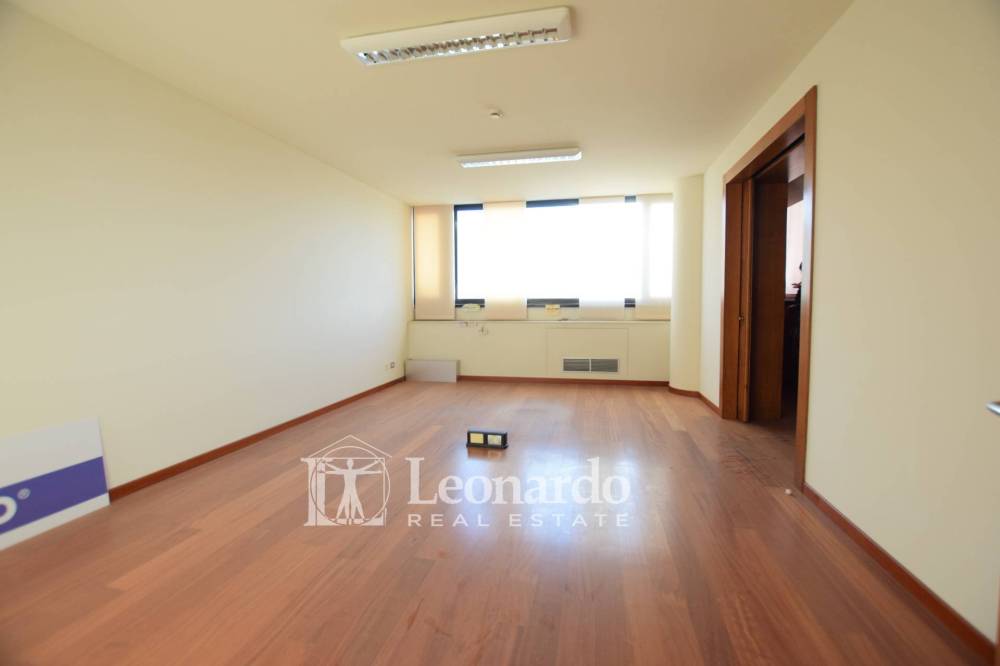 ufficio in vendita a Viareggio