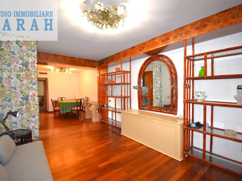 appartamento in vendita a Viareggio