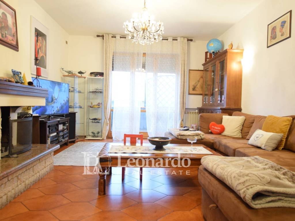 appartamento in vendita a Viareggio in zona Campo d'Aviazione