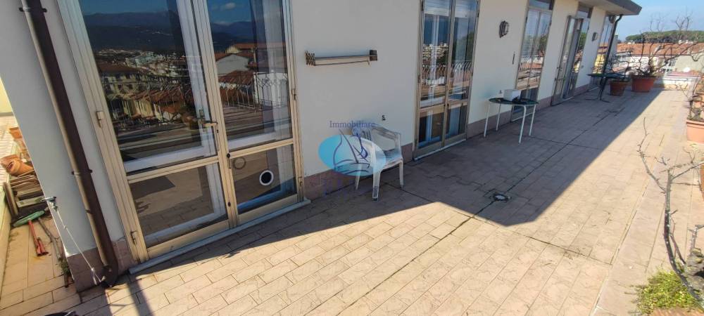 appartamento in vendita a Viareggio in zona Marco Polo