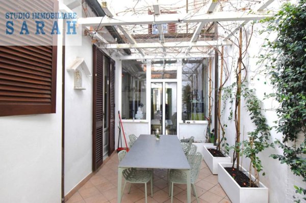 casa indipendente in vendita a Viareggio in zona Centro Storico