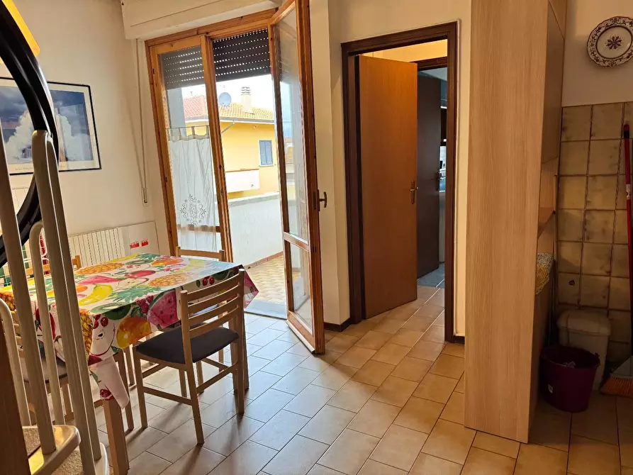 appartamento in vendita a Viareggio in zona Torre del Lago