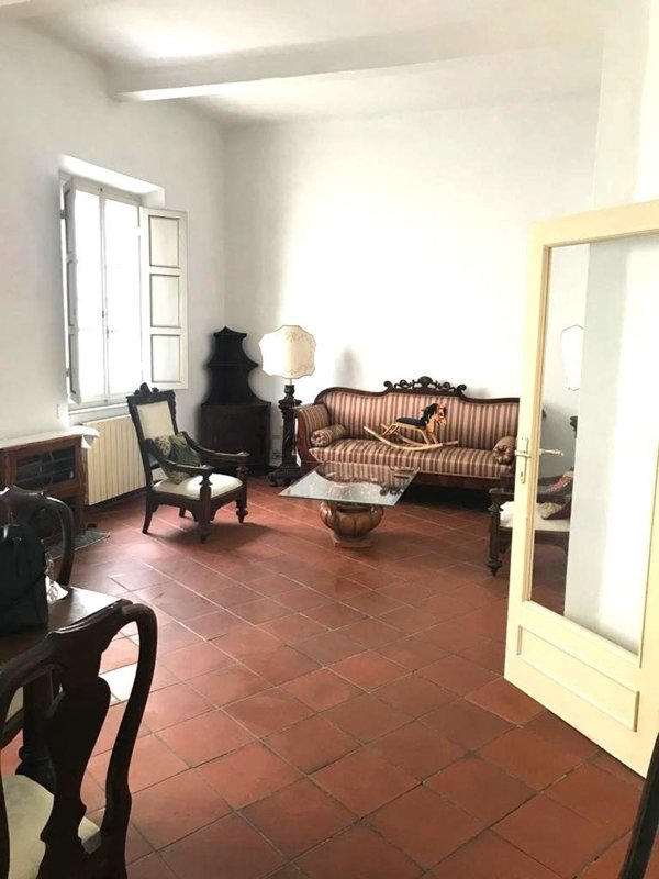 appartamento in vendita a Viareggio in zona Centro Storico