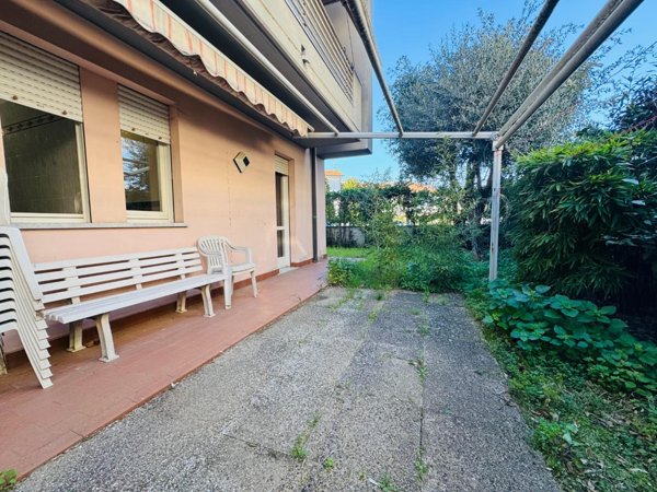appartamento in vendita a Viareggio
