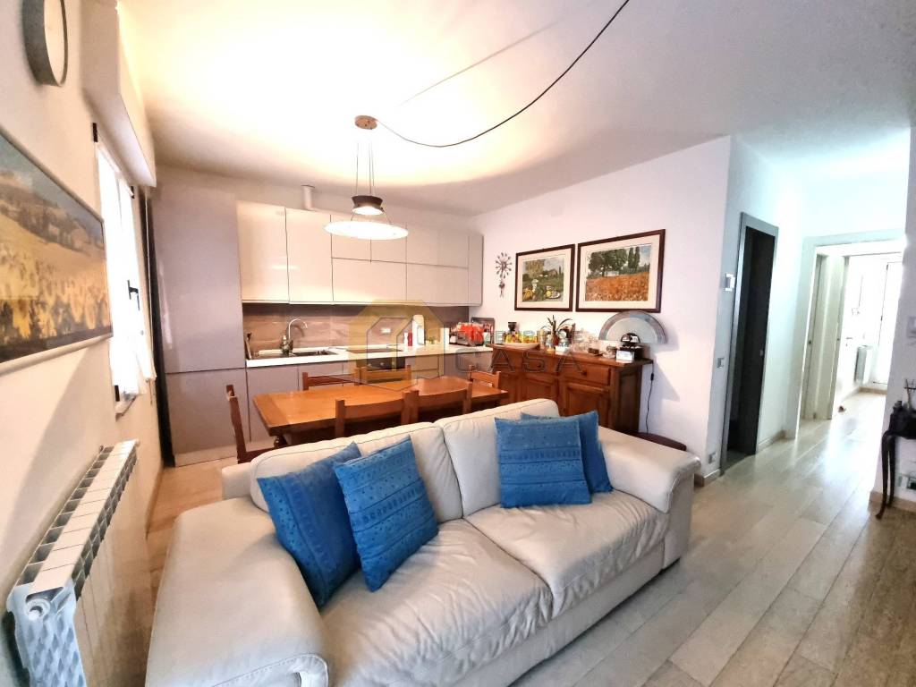 casa indipendente in vendita a Viareggio in zona Centro Storico