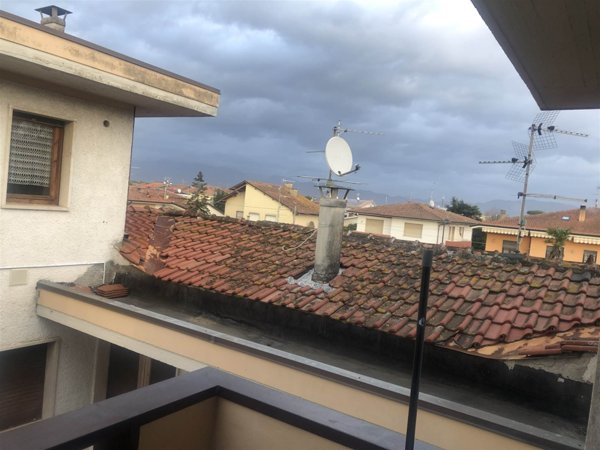 appartamento in vendita a Viareggio in zona Torre del Lago