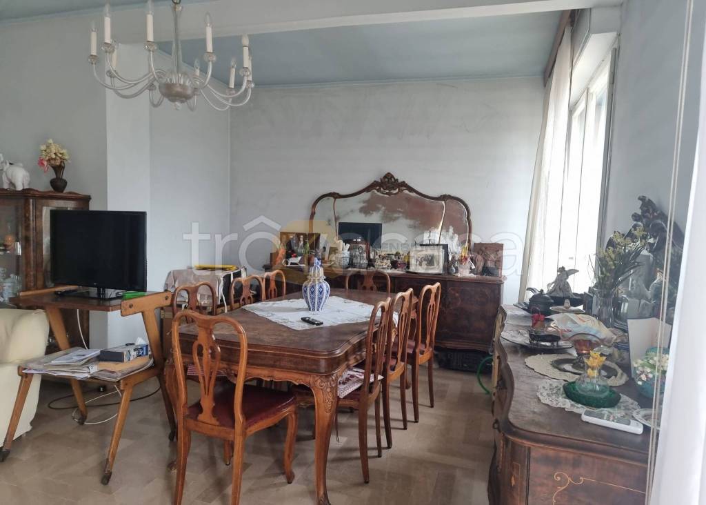 appartamento in vendita a Viareggio in zona Don Bosco