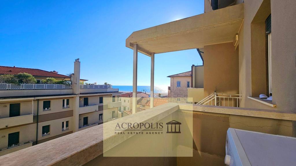 appartamento in vendita a Viareggio