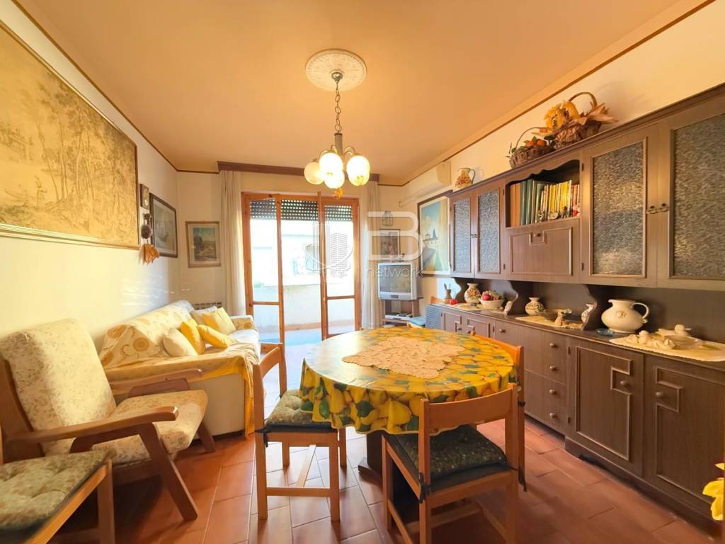 appartamento in vendita a Viareggio in zona Torre del Lago