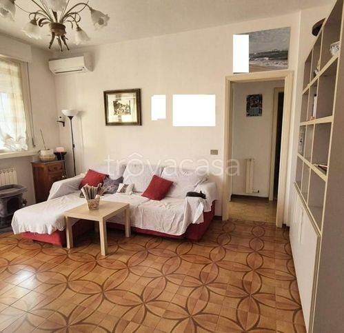 appartamento in vendita a Viareggio in zona Campo d'Aviazione