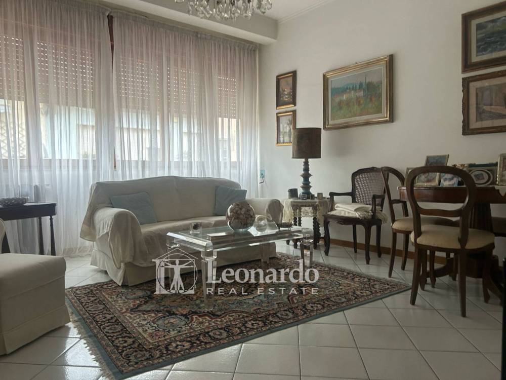 appartamento in vendita a Viareggio