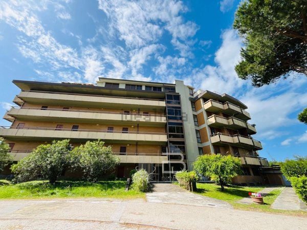 appartamento in vendita a Viareggio in zona Torre del Lago