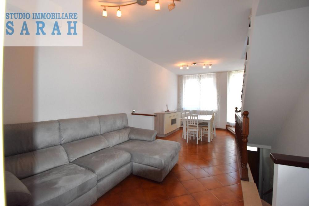 casa indipendente in vendita a Viareggio