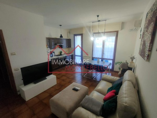 appartamento in vendita a Viareggio in zona Migliarina