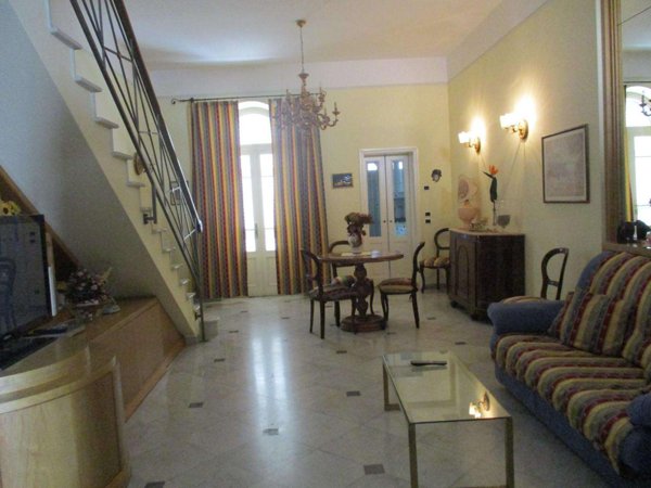 casa indipendente in vendita a Viareggio in zona Centro Storico
