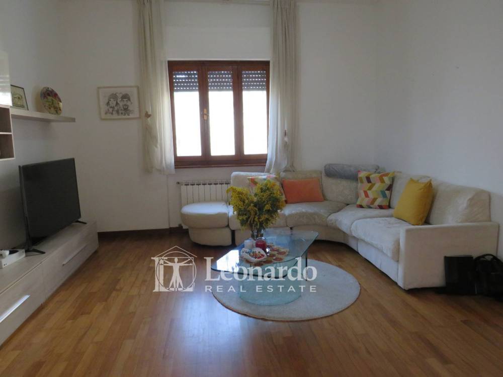casa indipendente in vendita a Viareggio in zona Migliarina