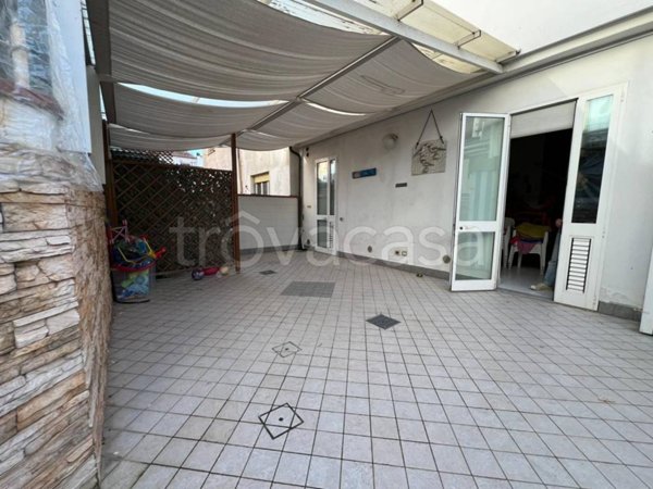 casa indipendente in vendita a Viareggio