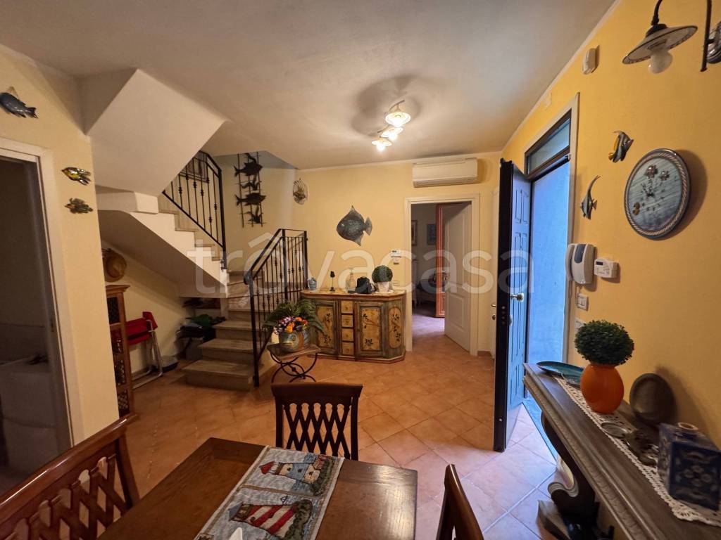 casa indipendente in vendita a Viareggio in zona Marco Polo