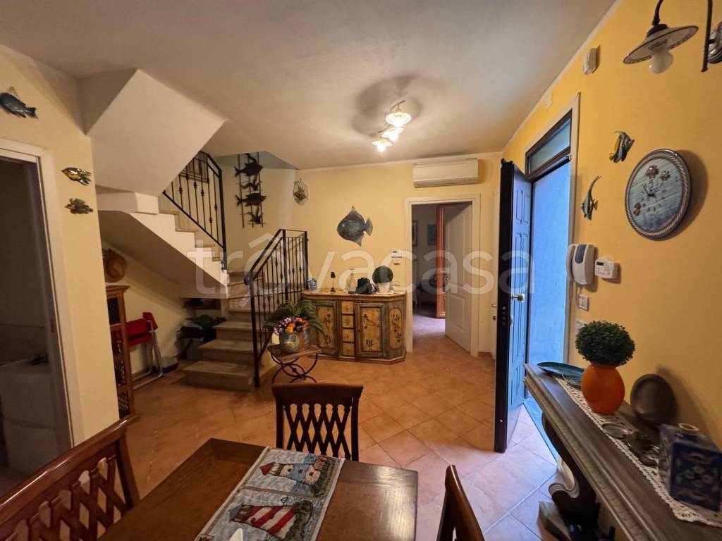 casa indipendente in vendita a Viareggio in zona Marco Polo