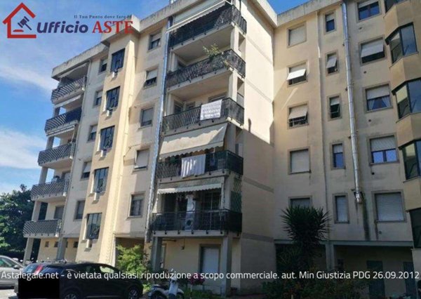 negozio in vendita a Viareggio