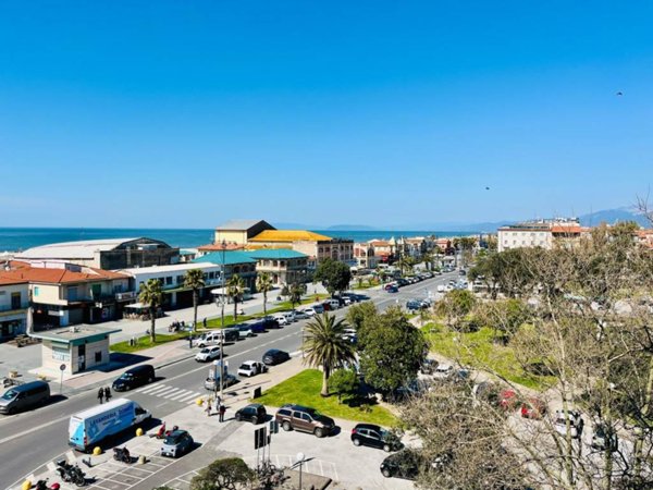 appartamento in vendita a Viareggio