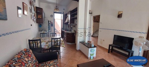 casa indipendente in vendita a Viareggio in zona Campo d'Aviazione