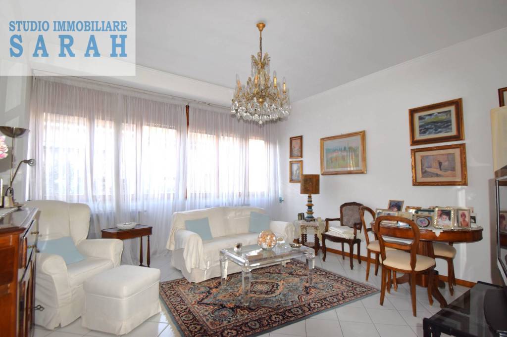 appartamento in vendita a Viareggio in zona Centro Storico