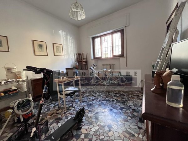 casa indipendente in vendita a Viareggio in zona Centro Storico