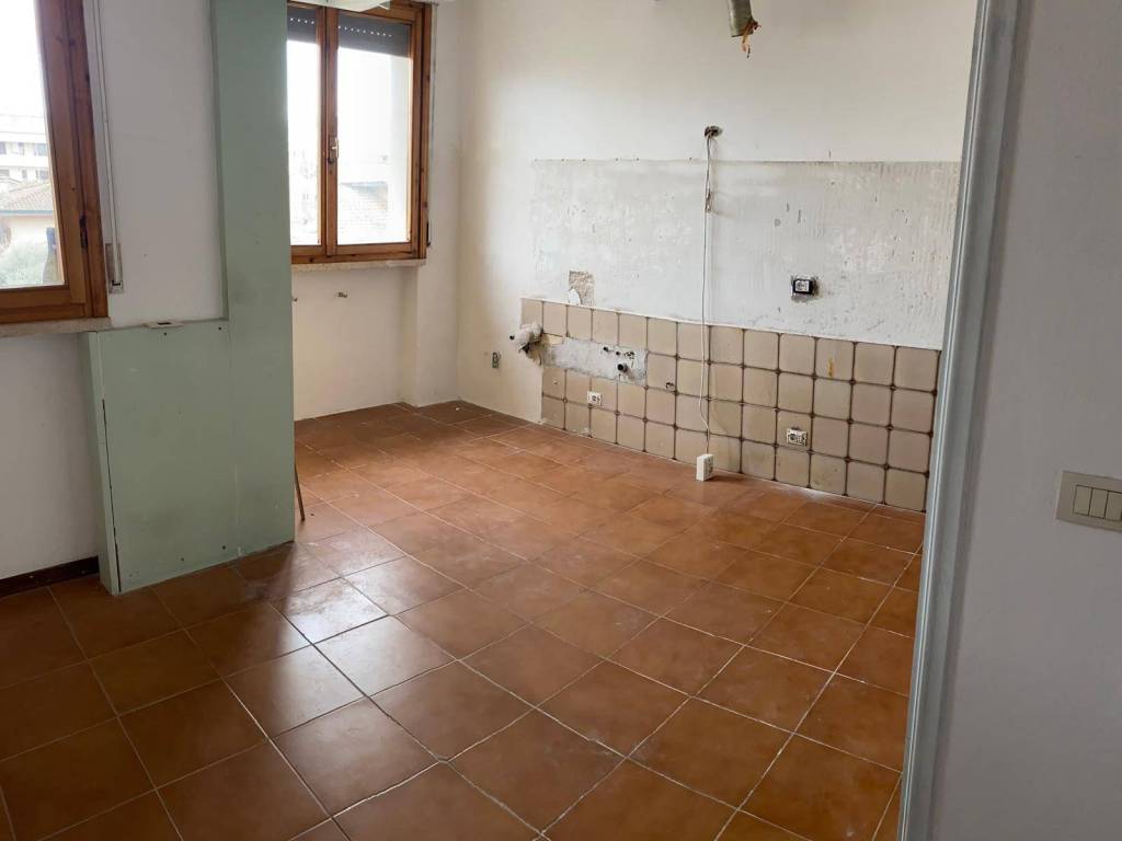 appartamento in vendita a Viareggio in zona Migliarina