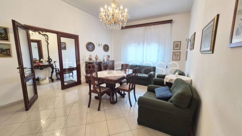 casa indipendente in vendita a Viareggio in zona Campo d'Aviazione