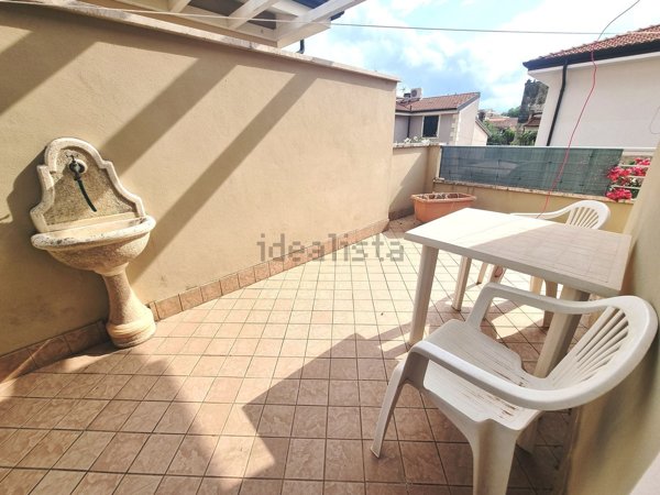 casa indipendente in vendita a Viareggio in zona Marco Polo