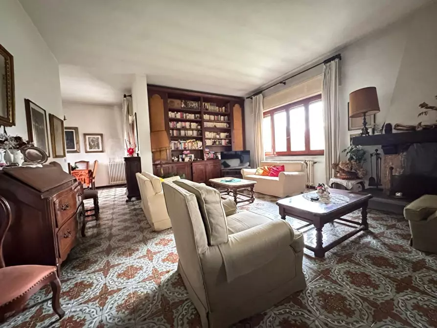 casa indipendente in vendita a Viareggio in zona Campo d'Aviazione