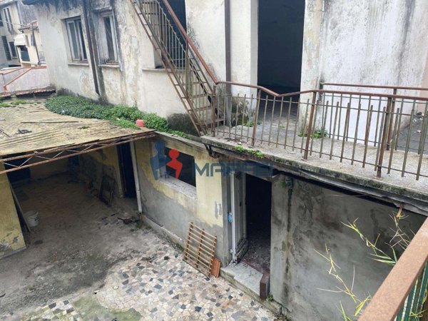 intera palazzina in vendita a Viareggio