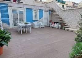 casa indipendente in vendita a Viareggio