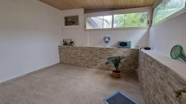 casa indipendente in vendita a Viareggio