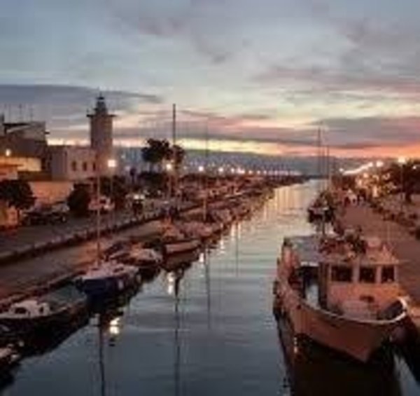 appartamento in vendita a Viareggio in zona Migliarina