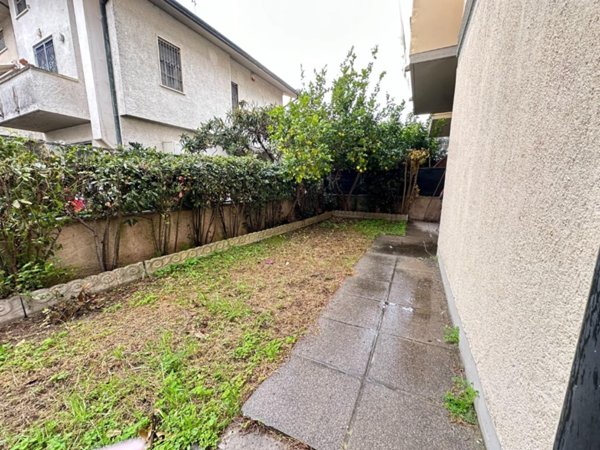 appartamento in vendita a Viareggio in zona Migliarina