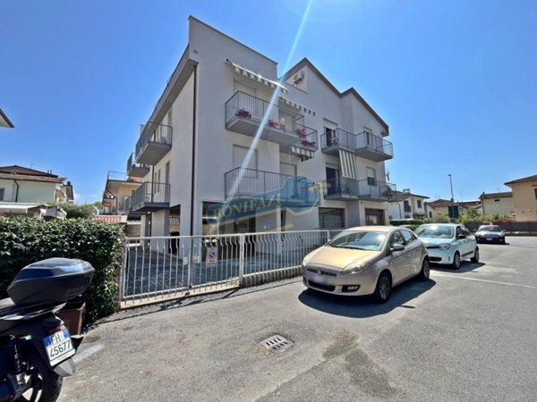 appartamento in vendita a Viareggio in zona Campo d'Aviazione