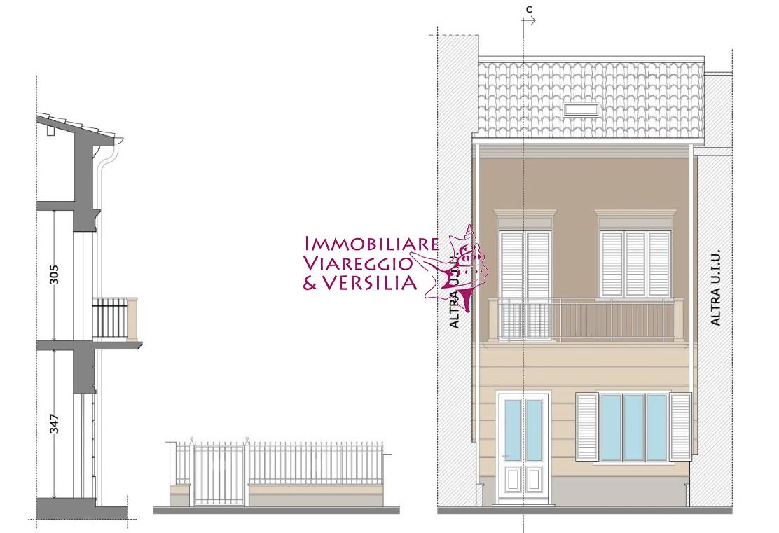 casa indipendente in vendita a Viareggio
