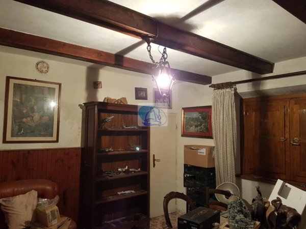 casa indipendente in vendita a Viareggio in zona Centro Storico