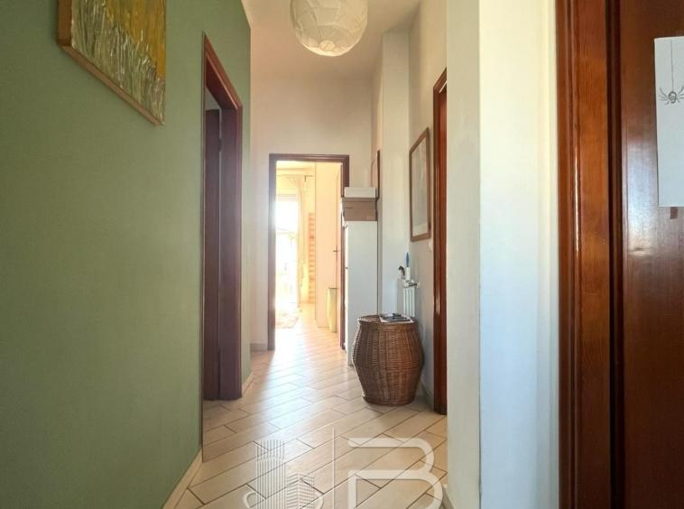 casa indipendente in vendita a Viareggio
