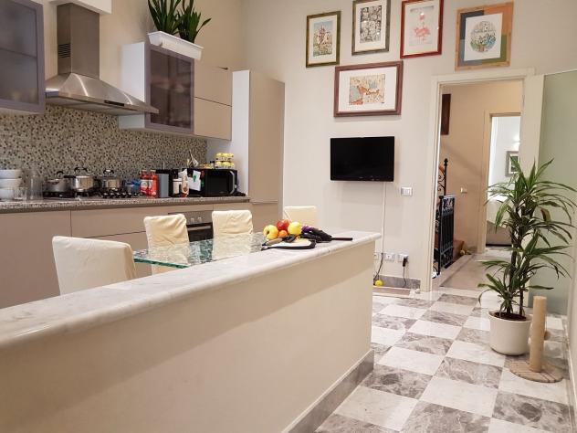 casa semindipendente in vendita a Viareggio