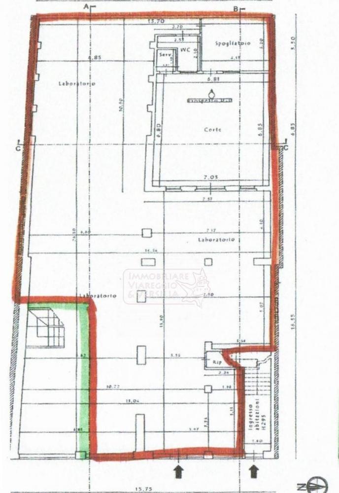 locale di sgombero in vendita a Viareggio