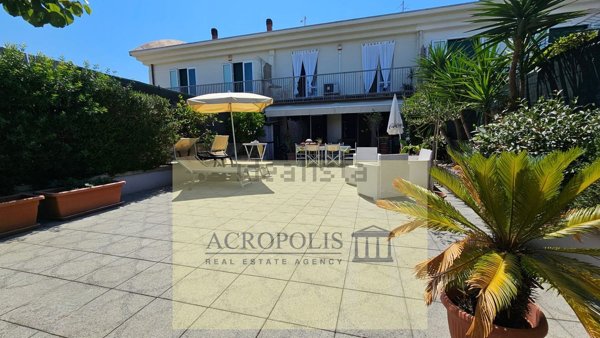 appartamento in vendita a Viareggio