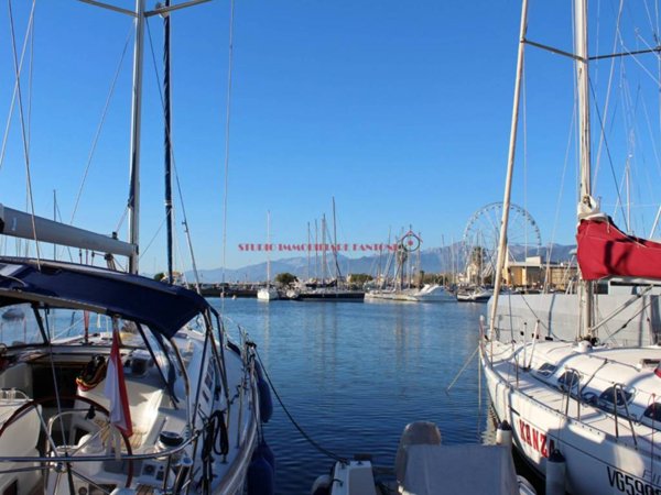 appartamento in vendita a Viareggio