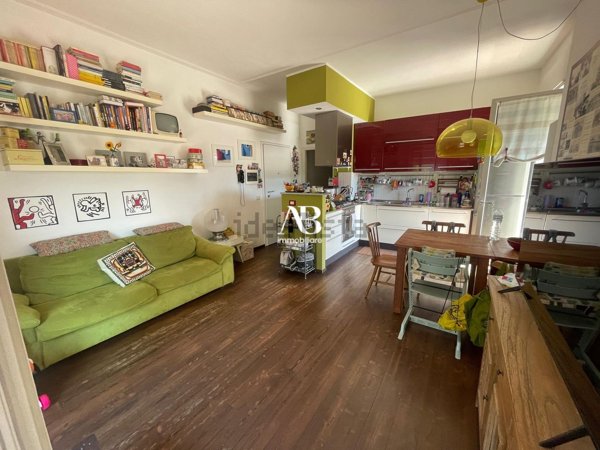 appartamento in vendita a Viareggio in zona Marco Polo